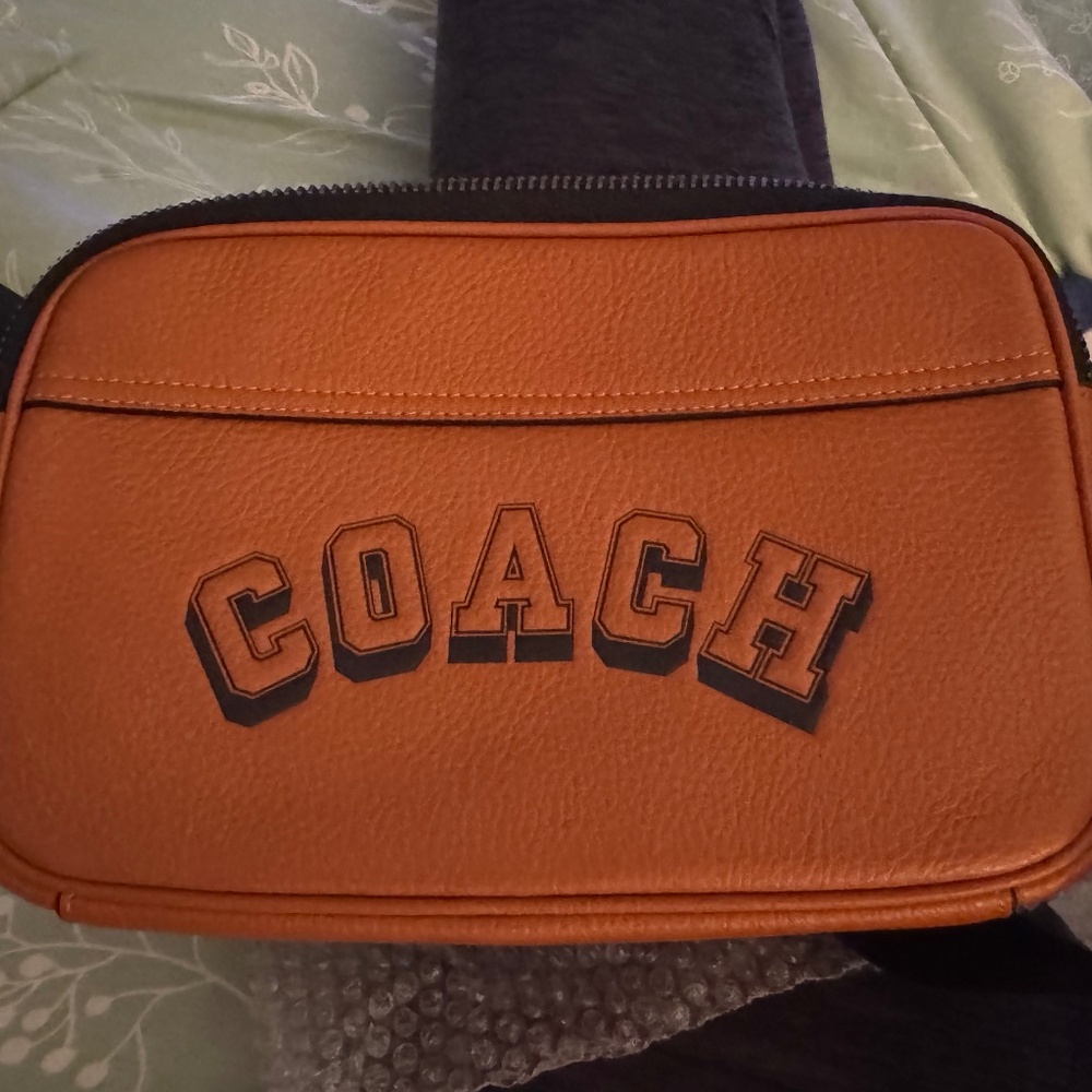 Brand new Coach Graham crossbody